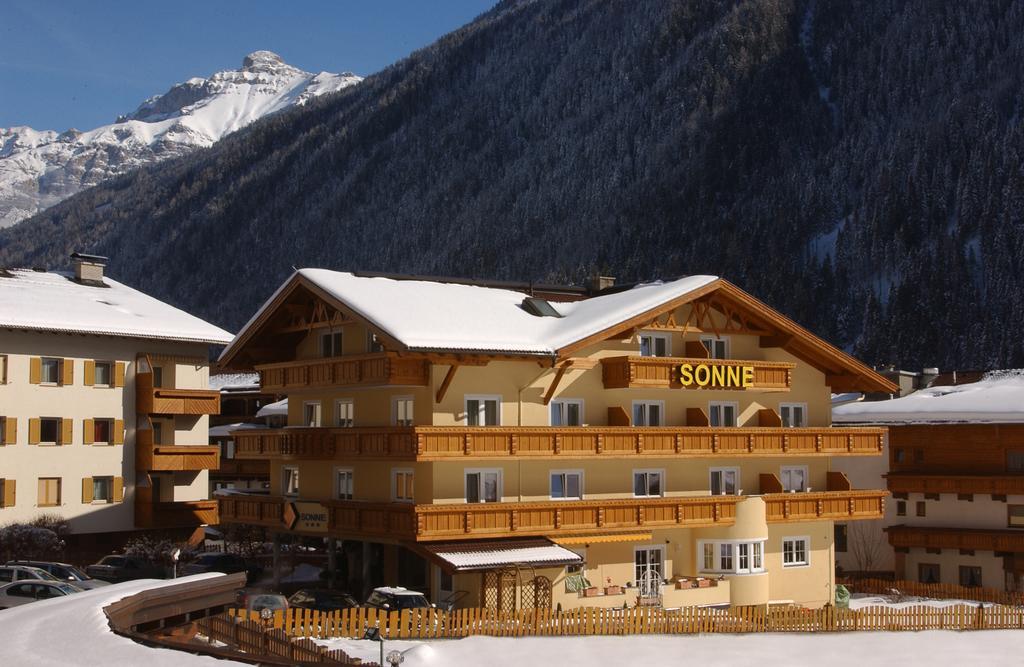 Appartements Zur Sonne Neustift im Stubaital Exterior photo